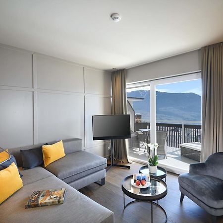 Hotel Patrizia Tirolo Exteriör bild